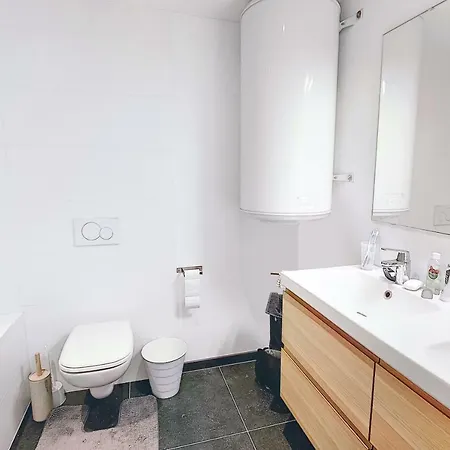 Les Cerisiers - De Standing Au Centre De